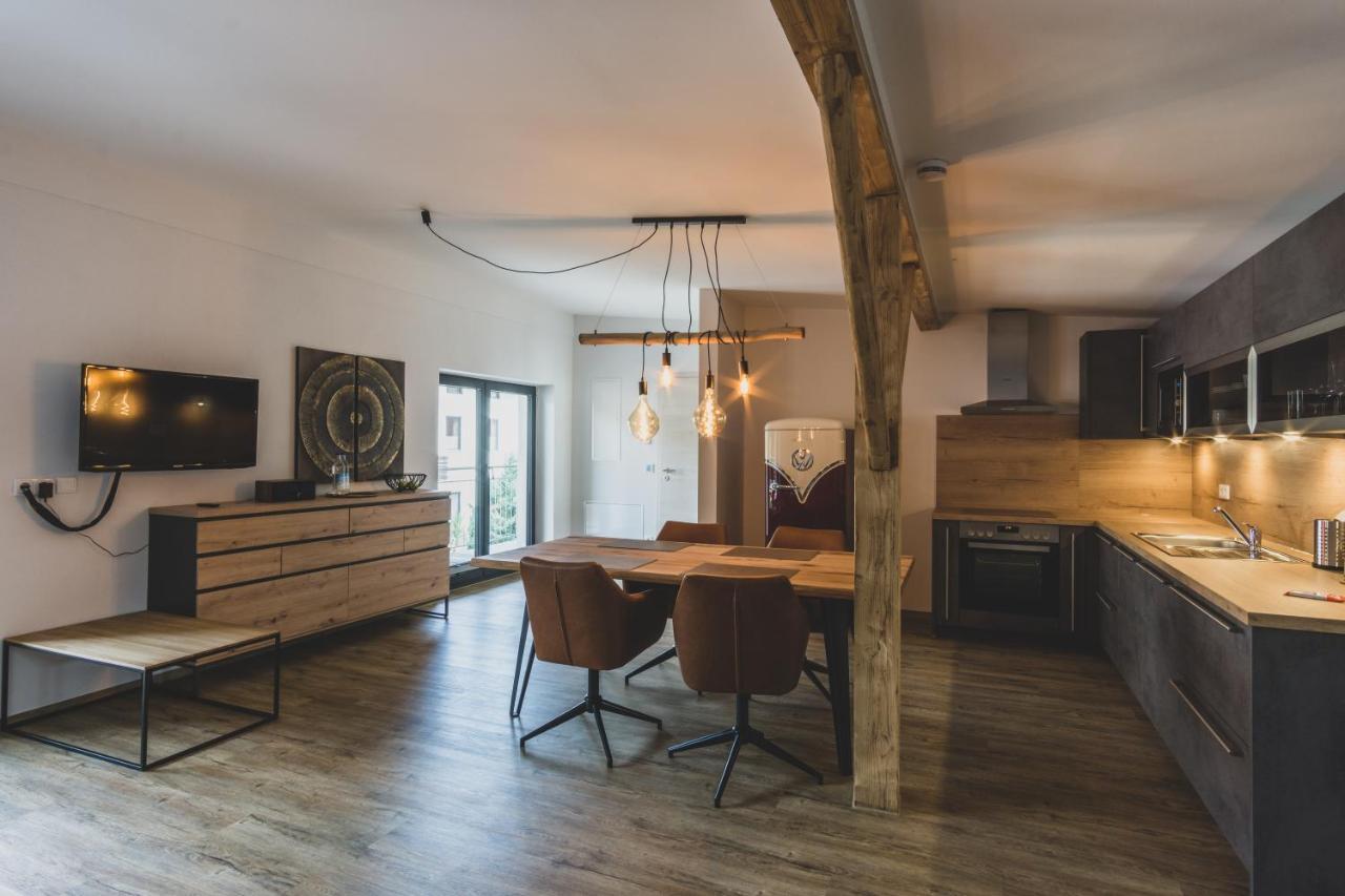 Modernes Loft Vor Den Toren Des Chiemgaus Tacherting Bagian luar foto
